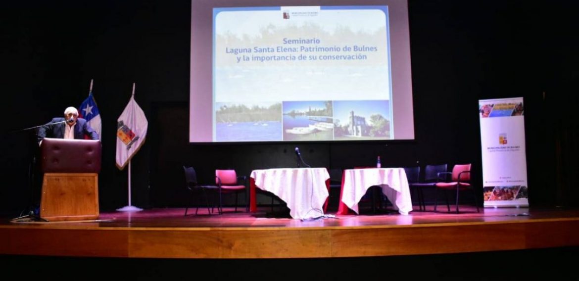 Investigadores de CRHIAM participaron en seminario sobre protección de la laguna Santa Elena en Bulnes