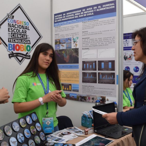 Investigadores de CRHIAM participaron como evaluadores en Congreso Nacional Escolar de Explora