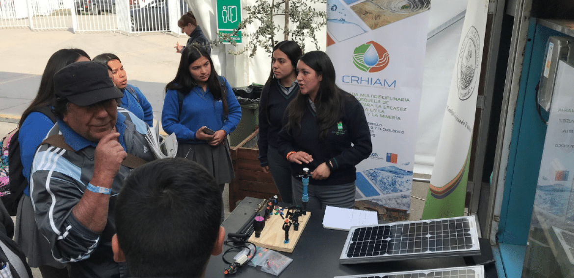 CRHIAM realizó actividades de difusión tecnológica junto a Liceo Agrícola El Carmen de San Fernando