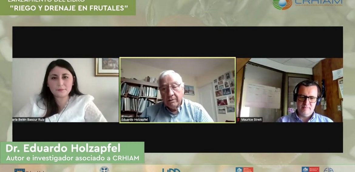 Riego y drenaje en frutales: CRHIAM presentó libro que promueve el uso sustentable del agua en la fruticultura