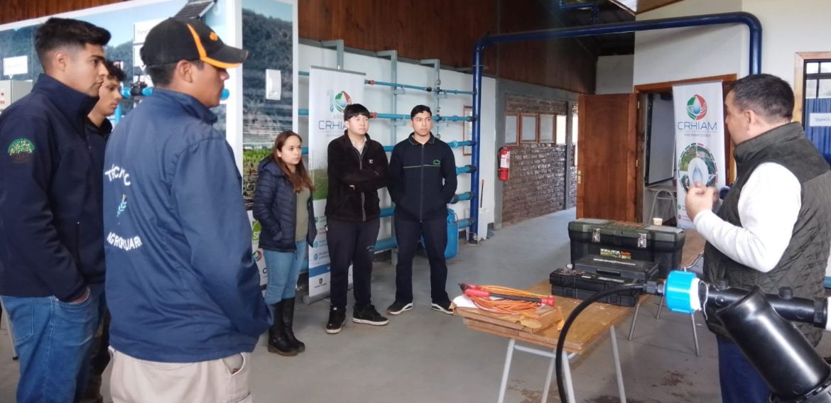Dr. Felipe de la Hoz lidera capacitación para competidores en Worldskills Chile 2023