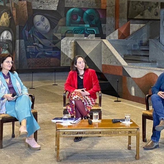 Dra. Amaya Álvez integró nueva edición de Diálogos Contemporáneos UdeC enfocado en el cambio climático