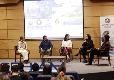 Foro del Agua: CRHIAM lidera conversación sobre la conservación de glaciares