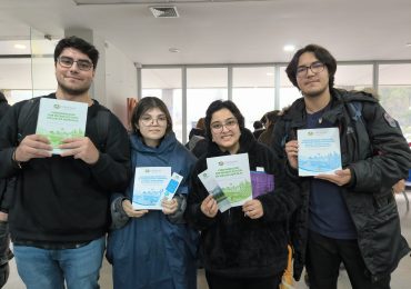 Divulgación científica y conciencia ambiental: CRHIAM presente en el Día de la Tierra en la UdeC