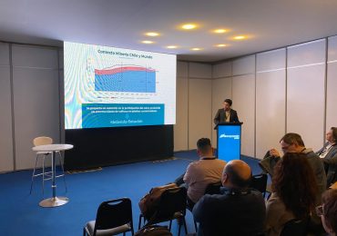 Desafíos en la minería del cobre: Subdirector de CRHIAM presentó nueva tecnología minera en Expomin