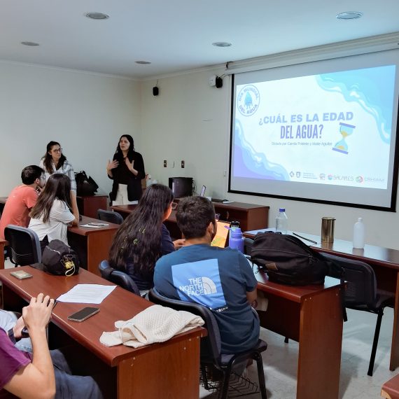 CRHIAM coorganiza taller sobre la edad del agua