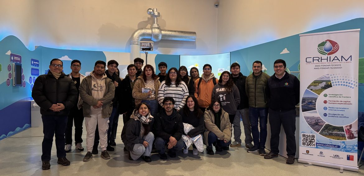 Monitores de CICAT recibieron capacitación sobre el ciclo de agua dictada por CRHIAM